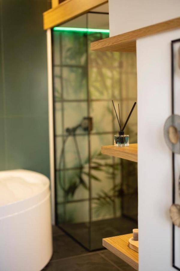 Bali Aqua&Charme Bed & Breakfast Gaeta Eksteriør bilde